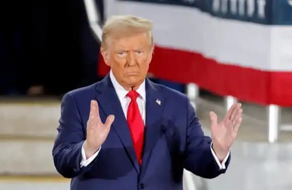 「Transition Period」 Narrative Intensifies Panic, US Stock Market Drags Down Bitcoin Again