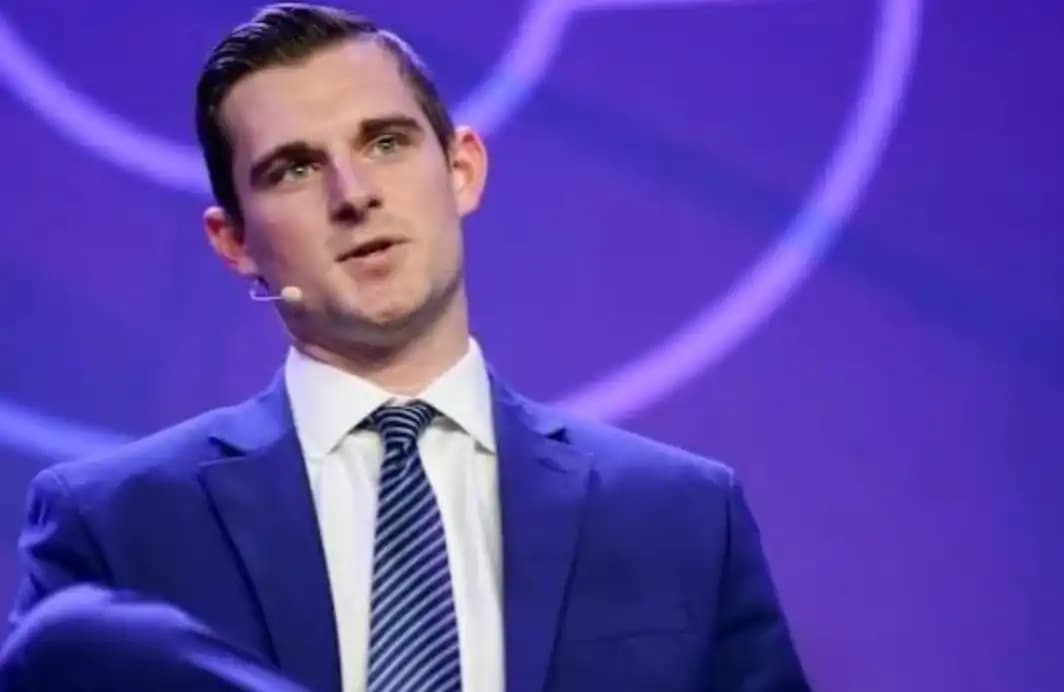 29-Year-Old Rugby Player Makes Unexpected Journey to the White House: The Rise of Trump's "Crypto Advisor" Bo Hines