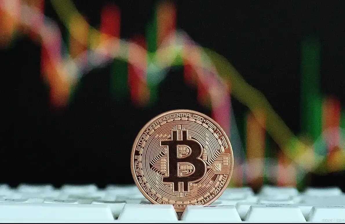 Glassnode: Undercurrent Surges at $83k Resistance, BTC Enters Oscillating Accumulation "Deep Dive Zone"