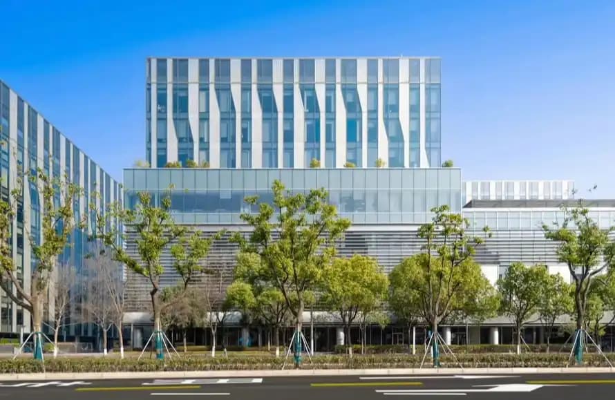 Solana Shanghai Builder Station officially landed, jointly built by Solana and Shanghai Hongqiao Ali Center in Minhang District, Shanghai