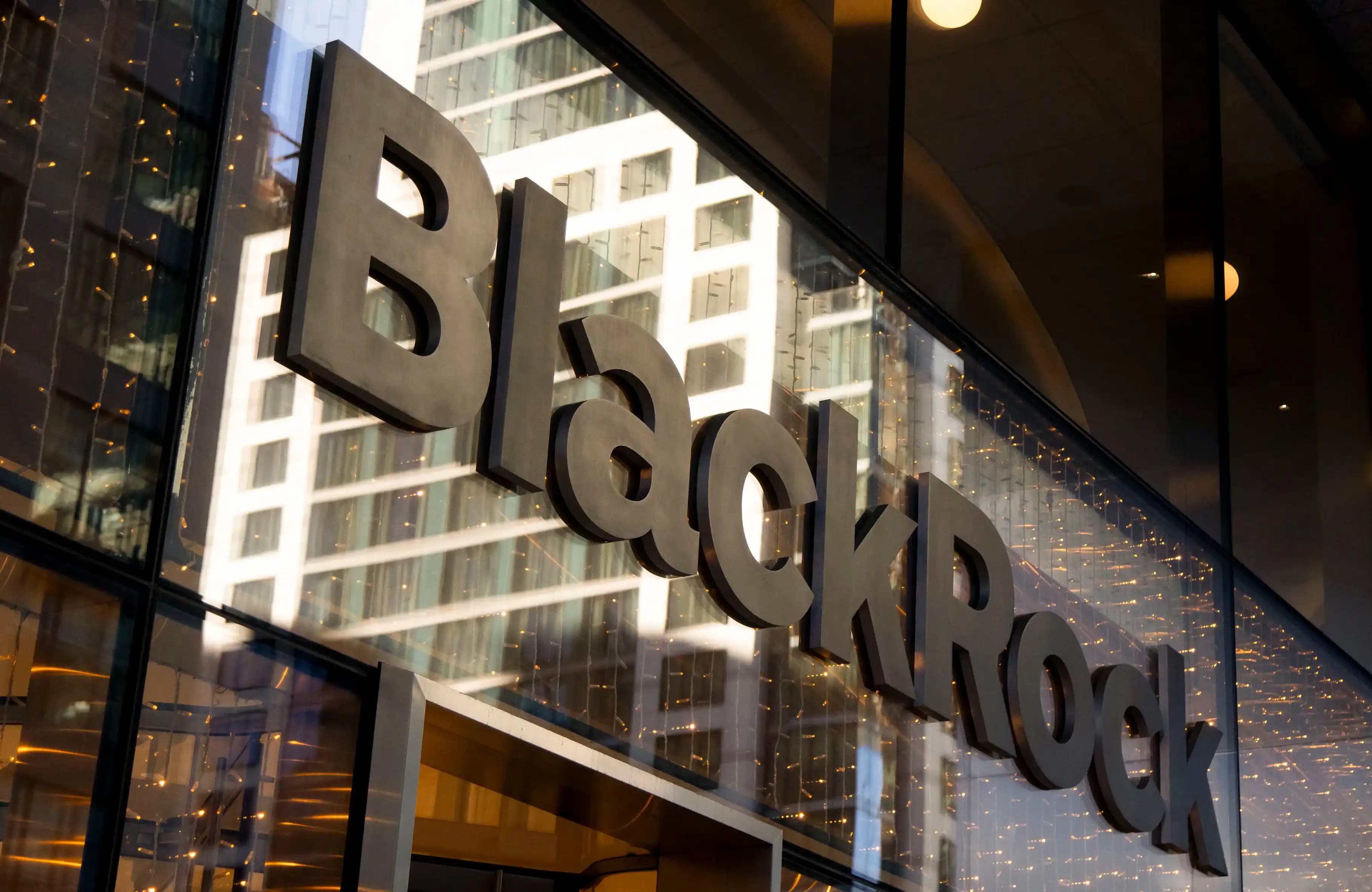 BlackRock CEO's Annual Shareholder Letter: How is Wall Street Using AI to Keep Profiting from National Pension Funds?