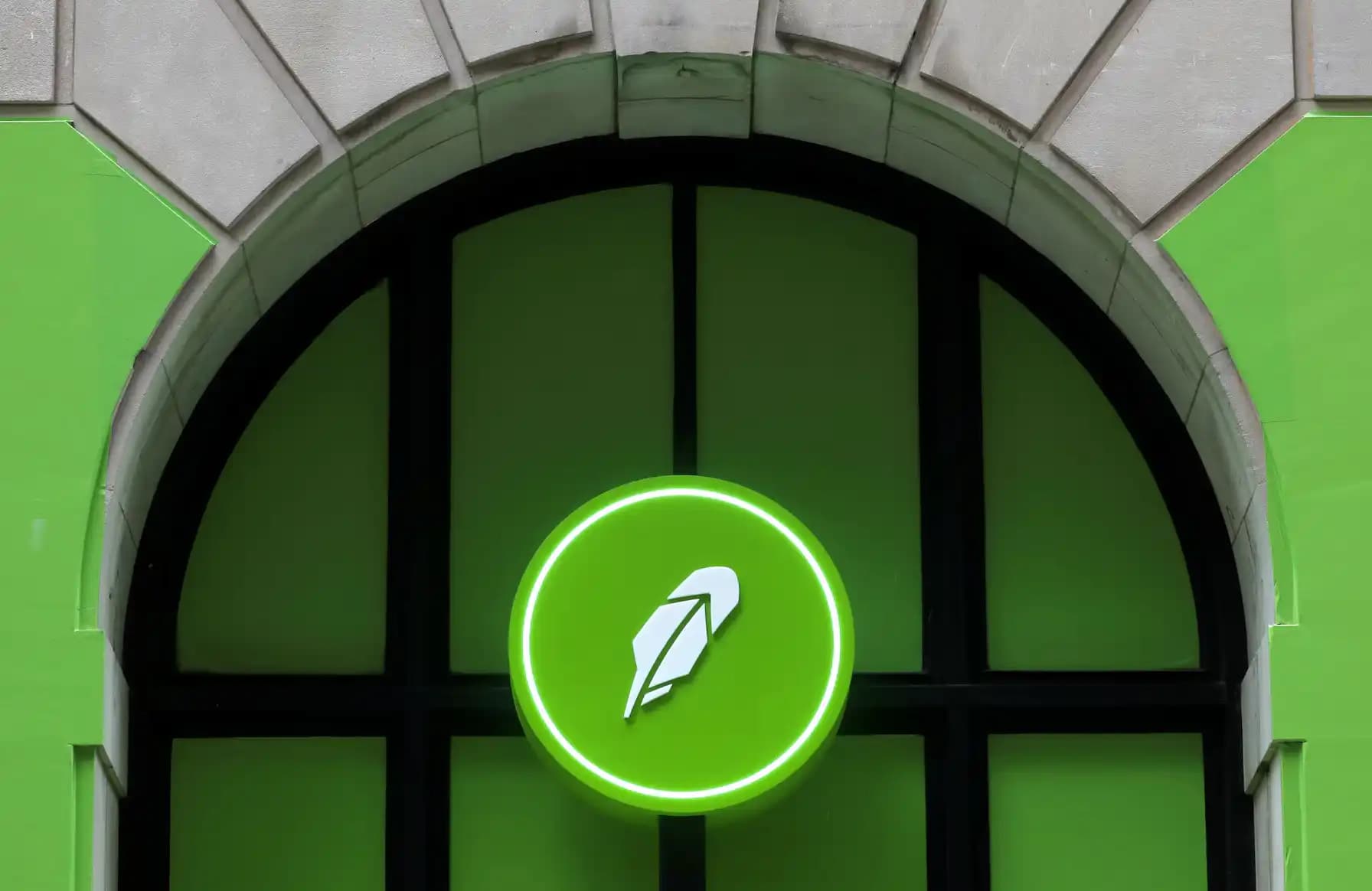 Robinhood Secures 'Trump Account': Enabling Millions of Newborns to Access the Stock Market