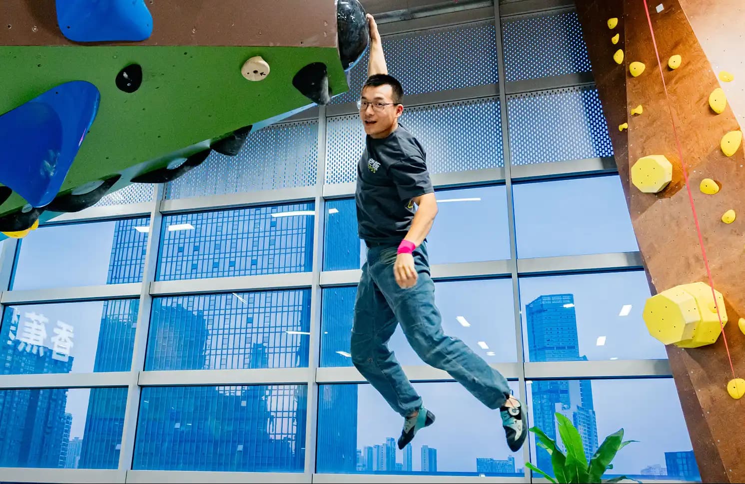 A Climbing Gym Owner's 30-Day AI Journey