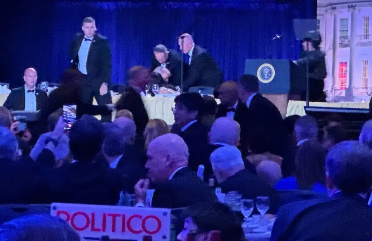 Will Another Shooting Incident Help Trump Reverse Course in the Midterm Elections?

