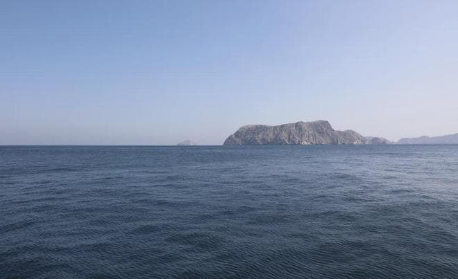 霍尔木兹海峡，伊朗能“管住”吗？