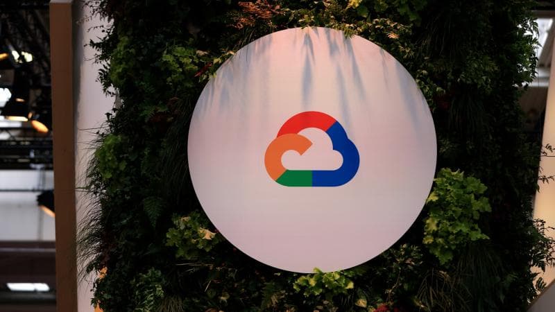 谷歌云单季营收突破 200 亿美元，Alphabet 全线超预期，盘后飙涨 7%