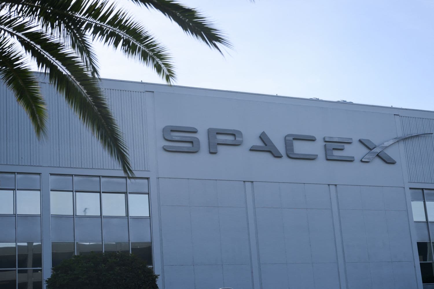 SpaceX IPO 来了:马斯克钱包再多 2200 亿美元?