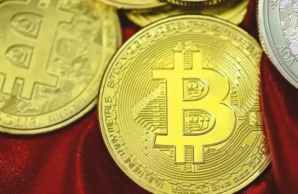 Bitcoin Price Trend Analysis: The Value Evolution Cipher in Four Halving Events